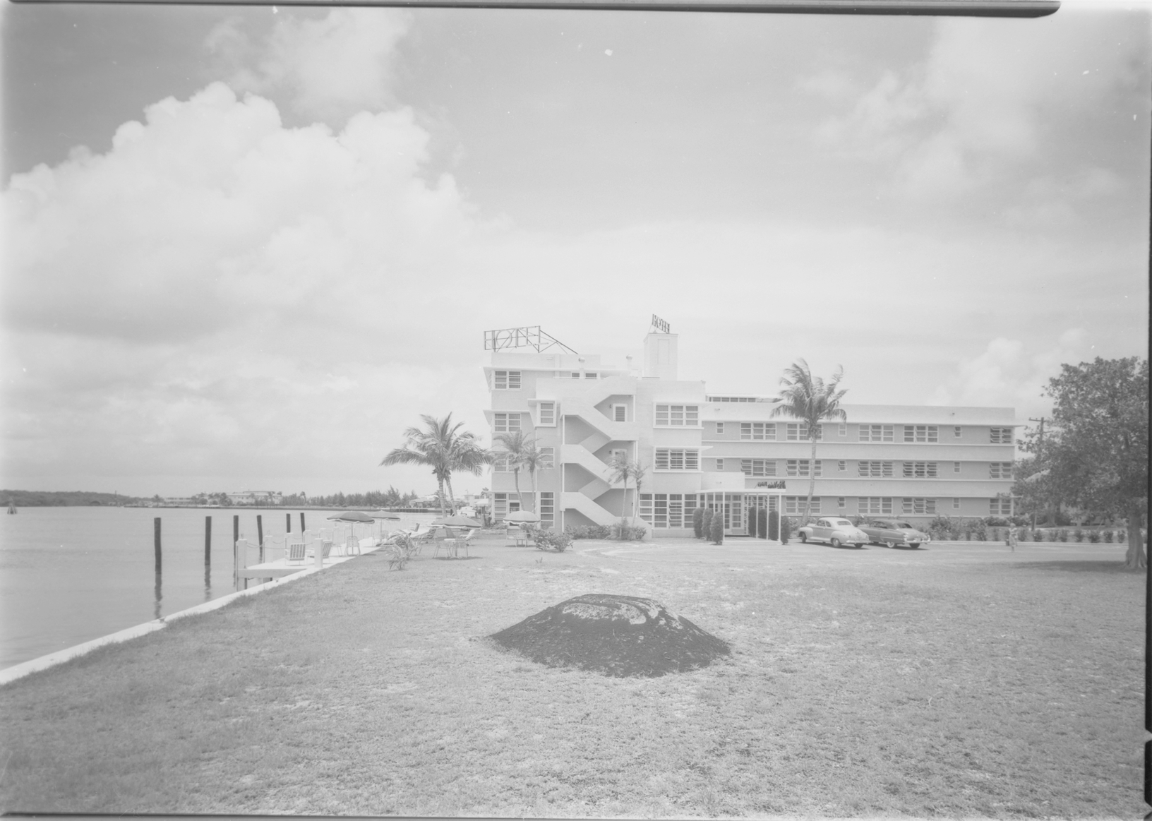 Blue Water Hotel