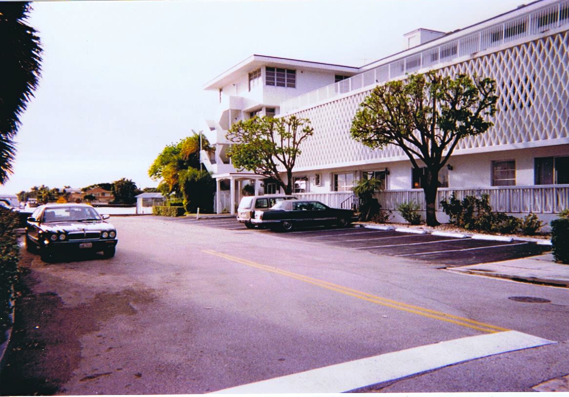 1970s Springbrook Gardens