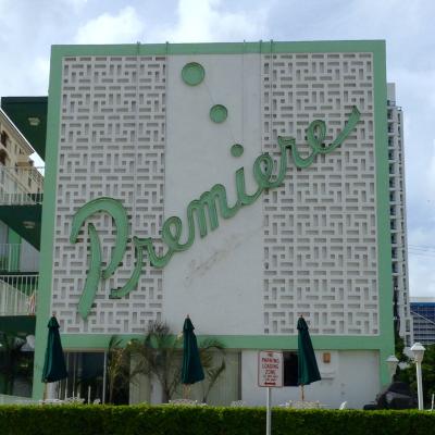Premiere Green
